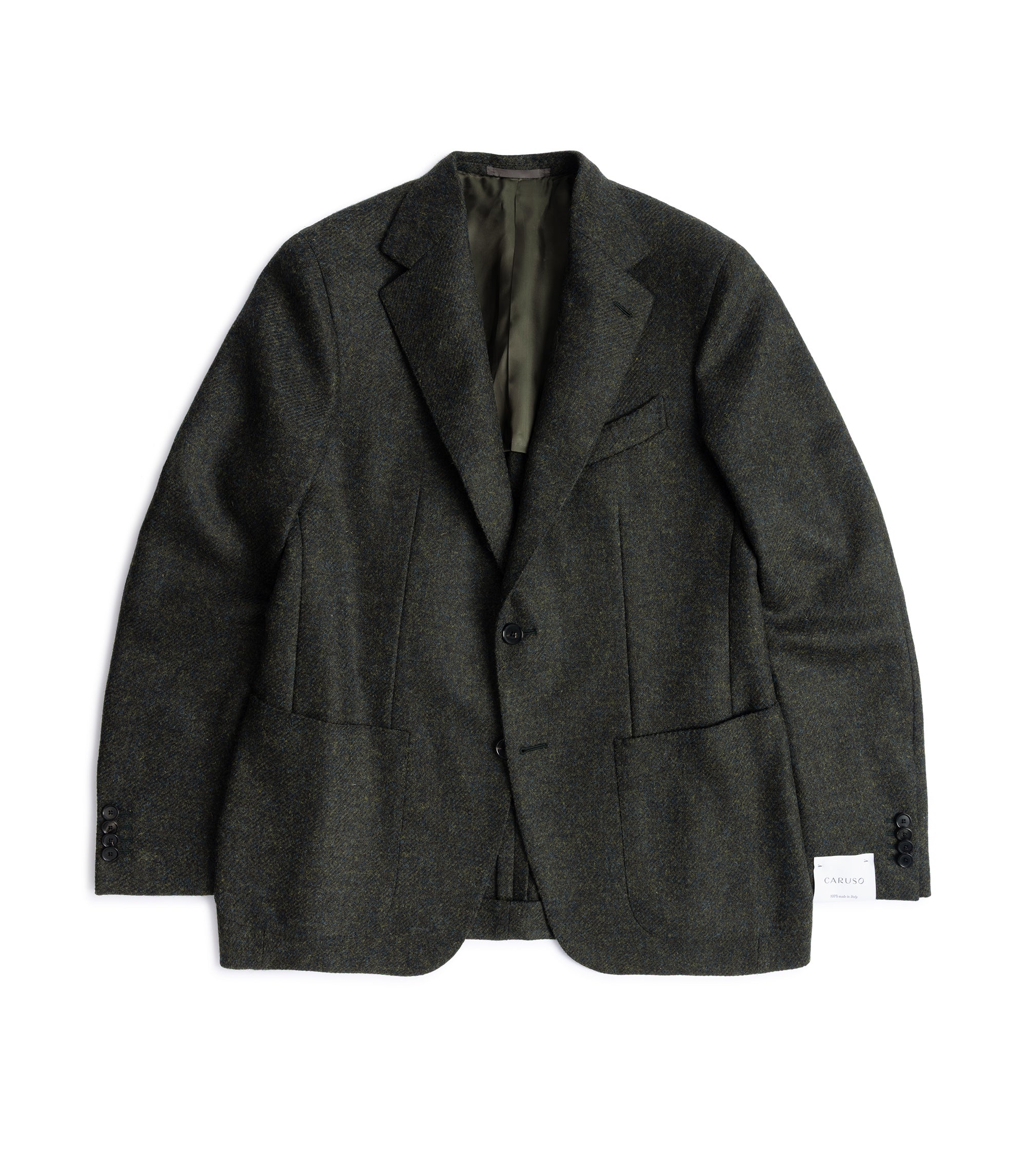 Caruso Aida jacket in green English Shetland wool, front view showing lapels, two-button closure and two front pockets.