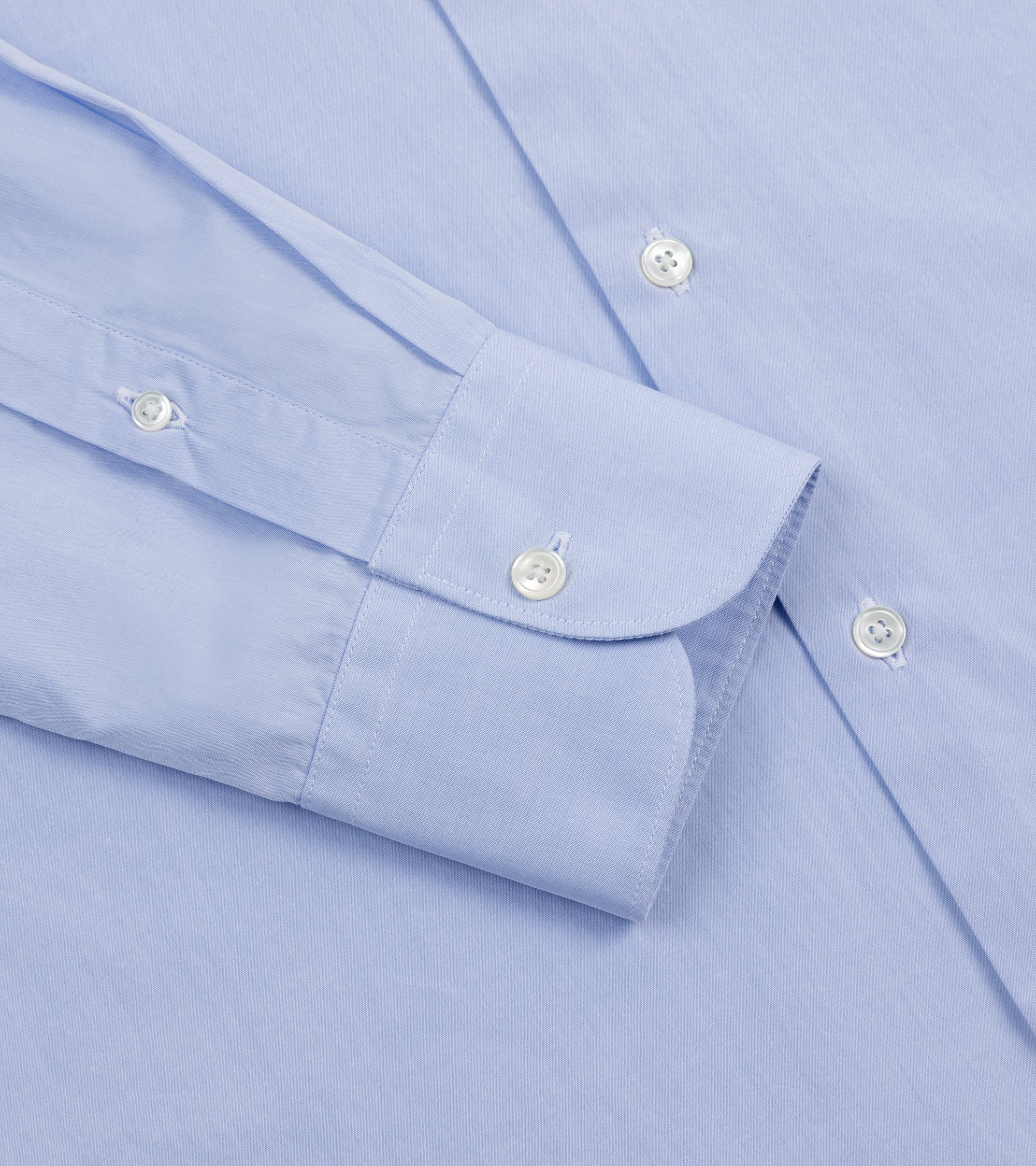 Trunk Allsop cotton poplin formal shirt in light blue, fabric detail of the cotton poplin.